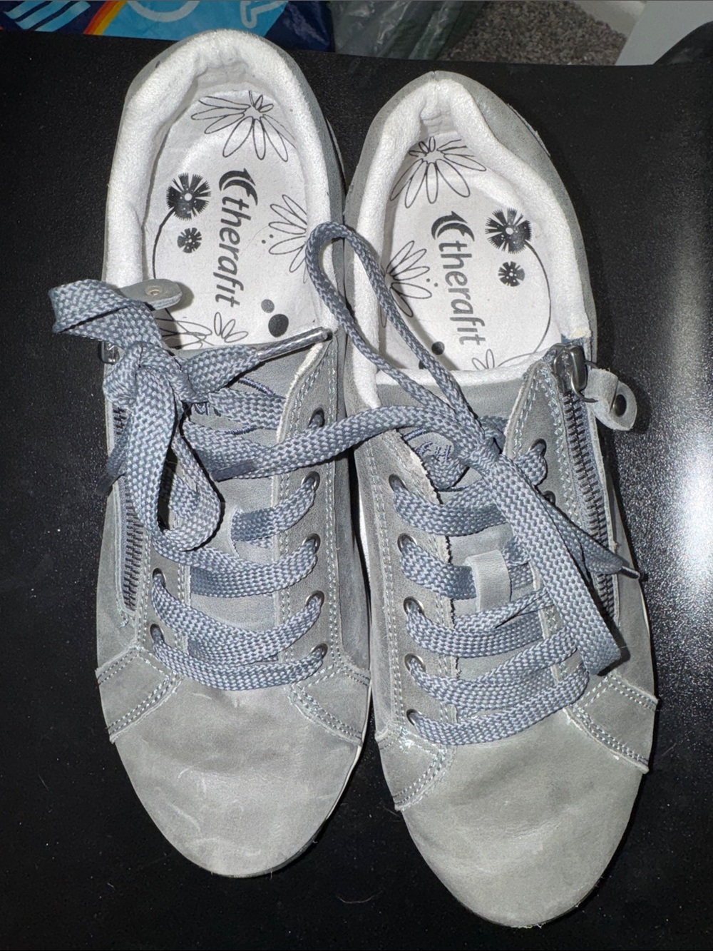 Therafit Women's Gray Casual Lace-Up Sneakers Sz 9.5-10